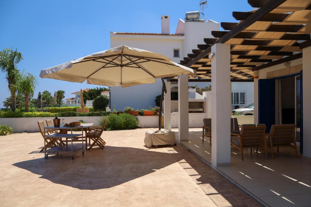 Phaedrus Living: Seaside Luxury Villa Anafi Paralimni Exterior photo